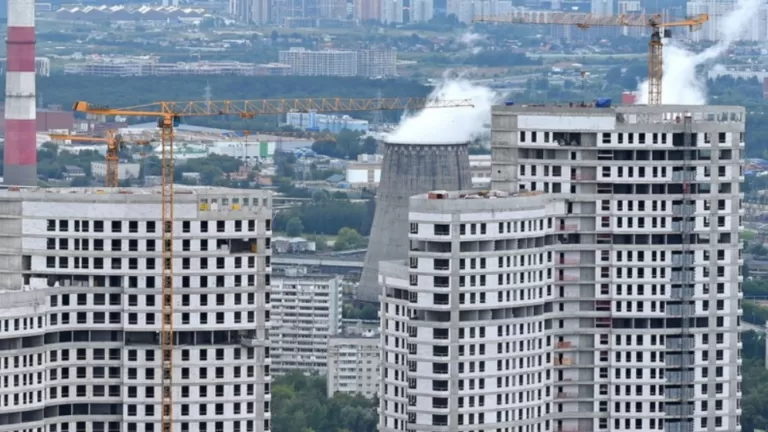 Меньше трети долгостроев Москвы введены в эксплуатацию с 2011 года