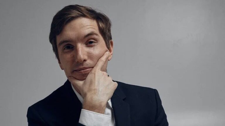 Интервью: Основатель «Базис Недвижимость» рассказал, почему в России закрываются 90% IT-стартапов