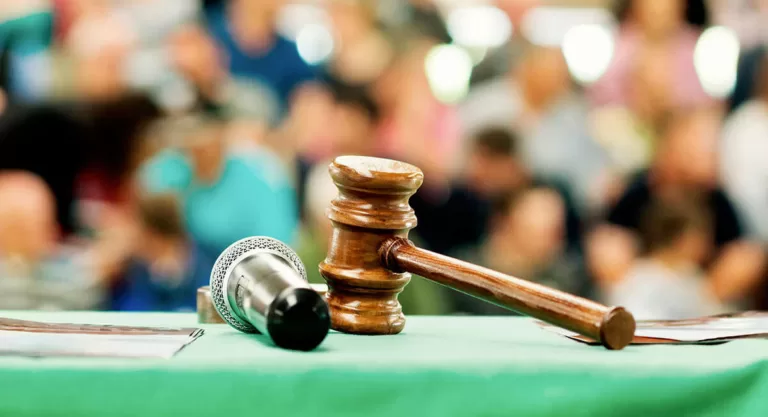 Московские застройщики стали реализовывать недвижимость на аукционах