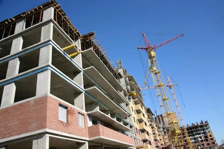 В Москве назвали округа, в которых застройка ведется особенно бурно