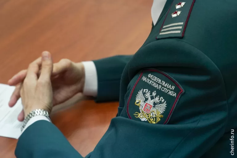 В Тюмени мужчина продал застройщику дом и участок и оказался должен полмиллиона налоговой