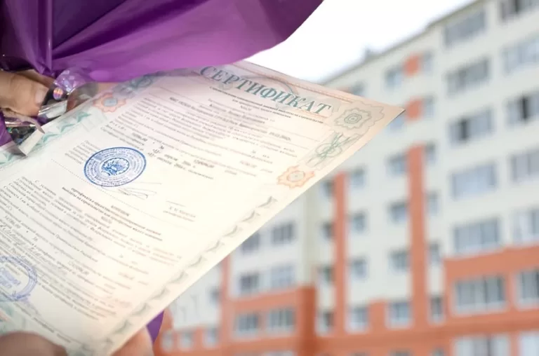 В Краснодаре продавцы квартир жалуются, что жилищные сертификаты беженцам не обналичиваются месяцами