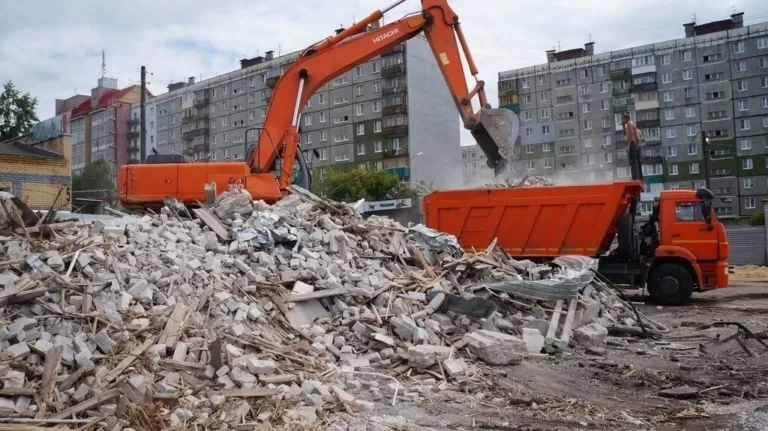 Кто должен платить за НВОС при сносе здания: собственник конструкций или подрядчик  