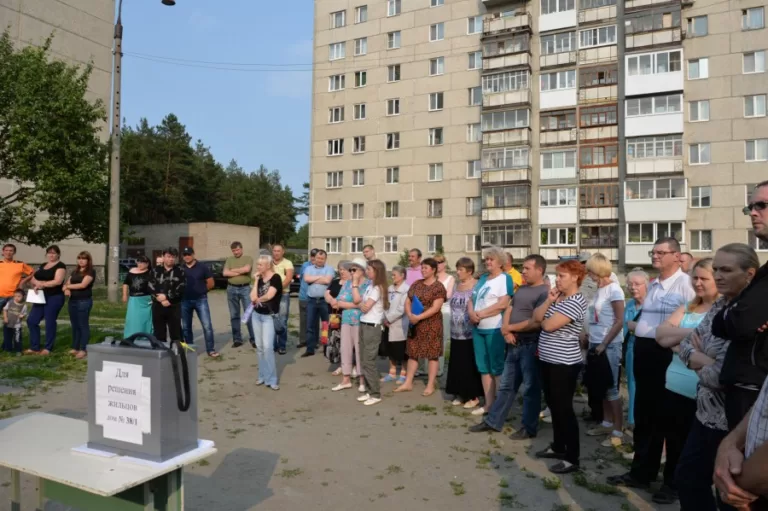 Принят законопроект, который ужесточает порядок проведения общих собраний жильцов