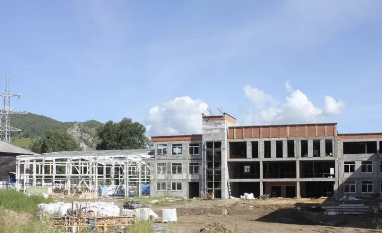 В Иркутской области четвертый год не могут построить школу за 1 миллиард рублей