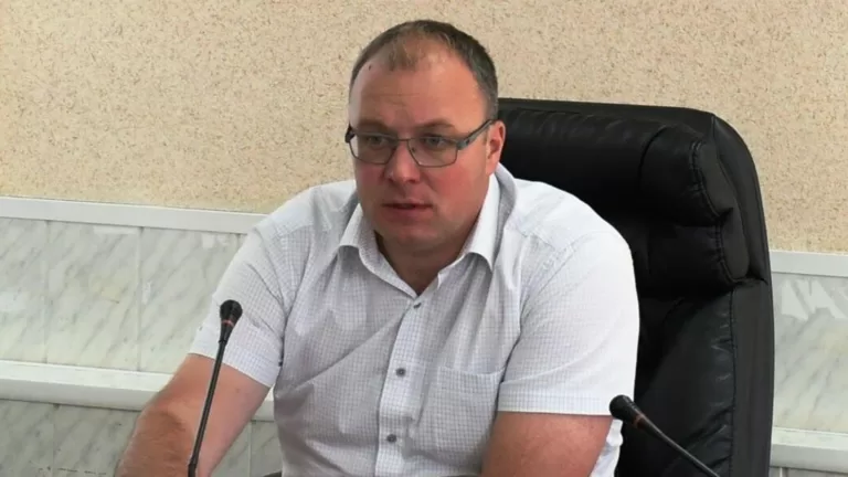 Сопротивлялся при задержании: мэра Димитровграда Ульяновской области задержали по делу о взятке от застройщика