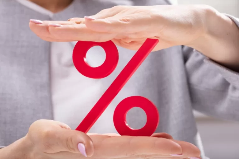 Ставки растут: два крупнейших банка подняли ипотечные ставки