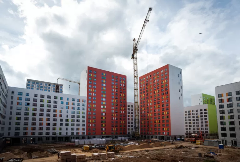 Российские застройщики стали быстрее увеличивать цены на новостройки