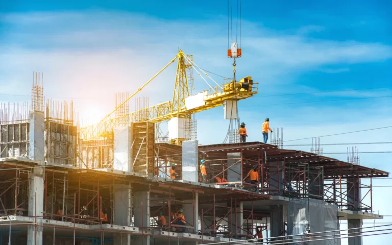 Хуснуллин заявил о росте строительной отрасли на 24%