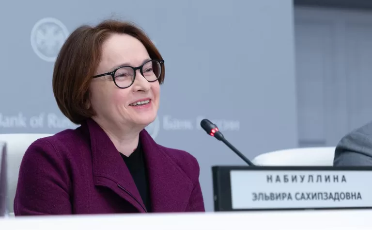 Эльвира Набиуллина заявила, что первичный рынок недвижимости в России перегрет