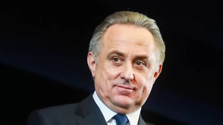 Виталий Мутко заявил, что в 2024 году количество выдач ипотечных кредитов может упасть на 30-40%