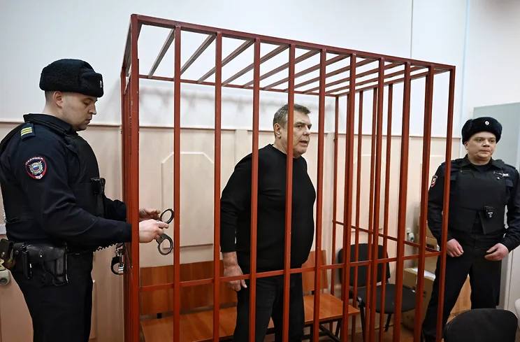 «Главного строителя» корпорации «Росатом» Геннадия Сахарова арестовали по делу о получении взятки