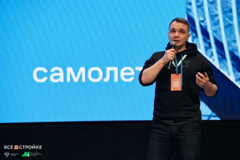 Сервис, показывающий свободные места для парковки в ЖК, заработает в проектах группы «Самолет» уже в апреле