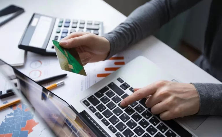 Российские банки отказывают почти половине клиентов, подающих заявки на ипотеку