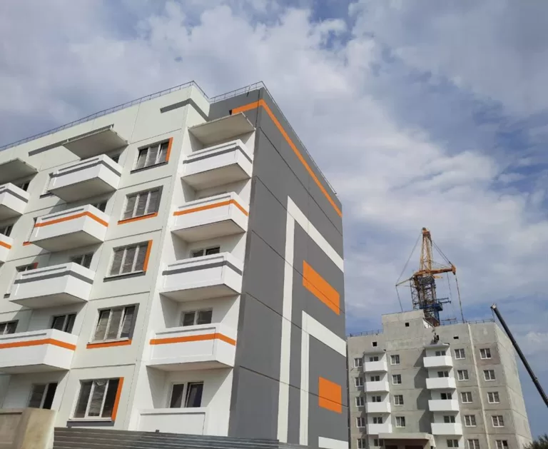 Вице-премьер Марат Хуснуллин сообщил, что в Донбассе и Новороссии построили 70 многоквартирных домов на 5 237 квартир