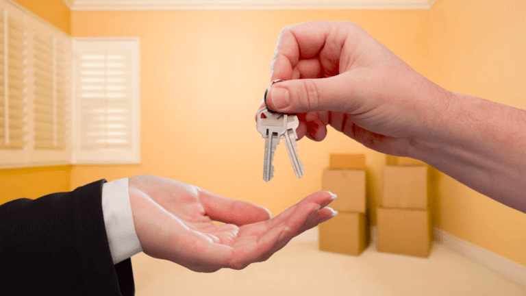 Что пугает россиян: выявлены главные страхи арендаторов квартир