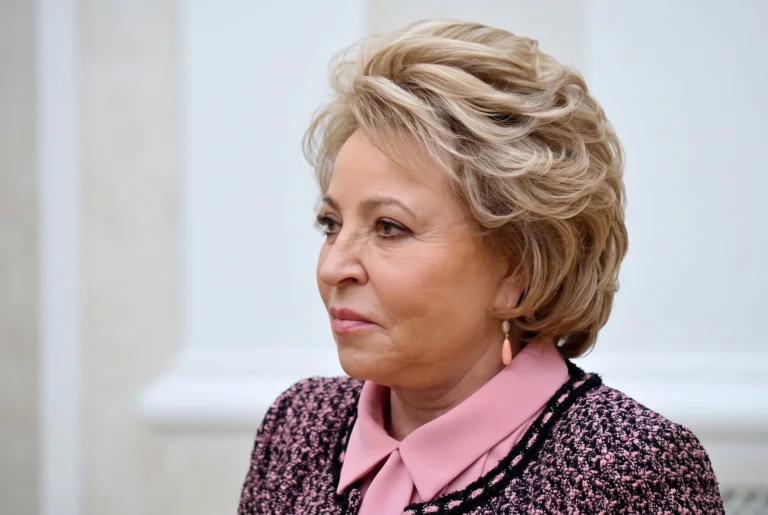 Квартиры, дома и дачи: где живет Валентина Матвиенко
