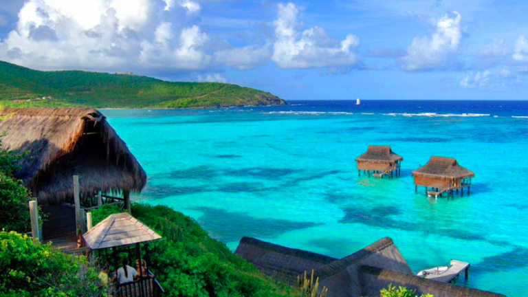 По цене личного острова и винодельни во Франции: сколько сегодня стоит московская «трешка»