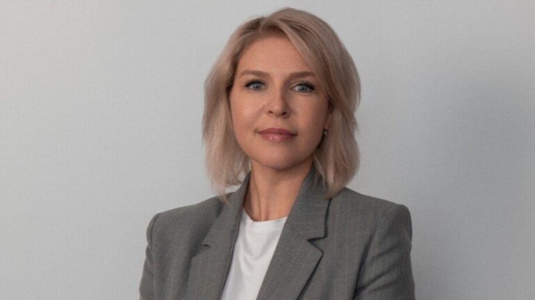 Мария Комарова, руководитель отдела документального обеспечения компании «Донстрой»: «Использование сервиса “Госключ” значительно расширило географию продаж»