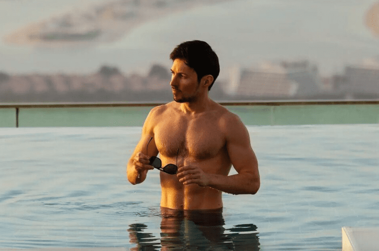 Никаких квартир, джетов и яхт: где живет Павел Дуров