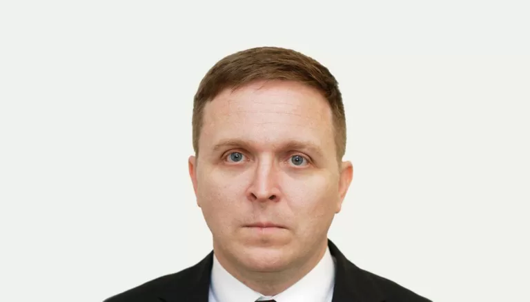 Замглавы Минстроя Вадим Васильев покидает свой пост. На его место пришёл ещё один выходец из Татарстана — Алмаз Хусаинов