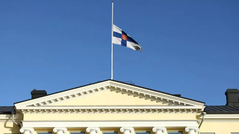 В Финляндии разрешат покупать недвижимость только россиянам с финским паспортом