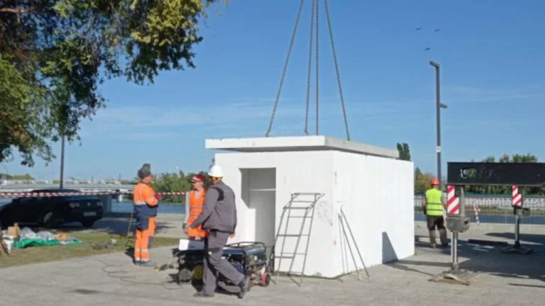 В Самарской, Томской, Воронежской, Оренбургской областях, ЯНАО и Красноярском крае начали строить железобетонные бункеры, которые защитят жителей от ракет и БПЛА