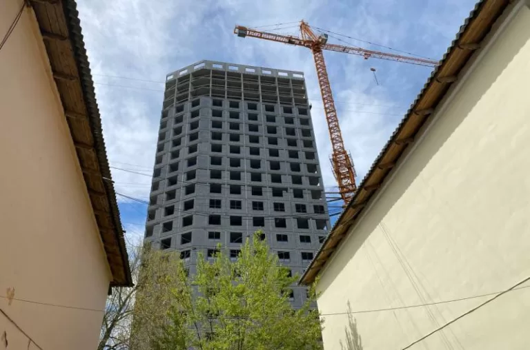 В Ленобласти перенесли запрет о планировании в новостройках квартир площадью менее 28 «квадратов» — он вступит в силу только с начала 2026 года вместо мая 2024-го