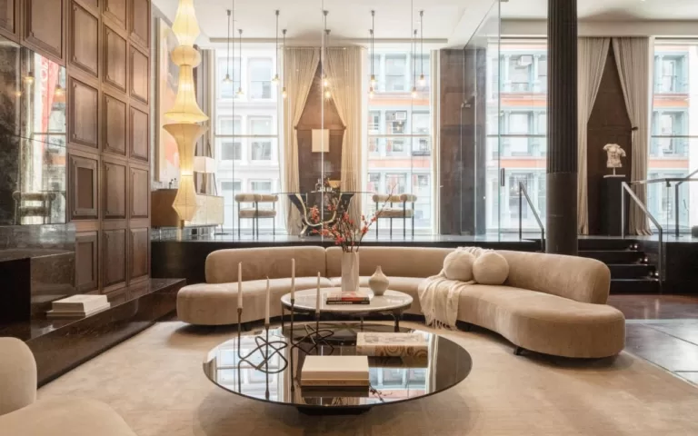 В Нью-Йорке продают за $9 млн (₽860 млн) квартиру, в которой снималась часть сцен известного художественного фильма «Дьявол носит Prada»