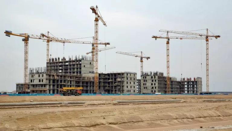 Московский кредитный банк (МКБ) подал иски о банкротстве структур Seven Suns Development и его владельца Алексея Рыжкова, который сейчас находится в СИЗО