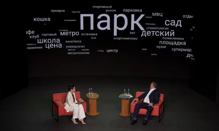 Собрали основное с выступления вице-премьера РФ Марата Хуснуллина в ходе открытого диалога «100 вопросов о будущем России» в национальном центре «Россия»