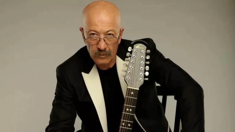 Музыкальная квартира: как выглядят знаменитые апартаменты Александра Розенбаума