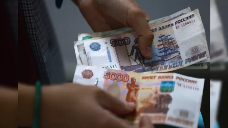 Откуда у застройщика деньги?