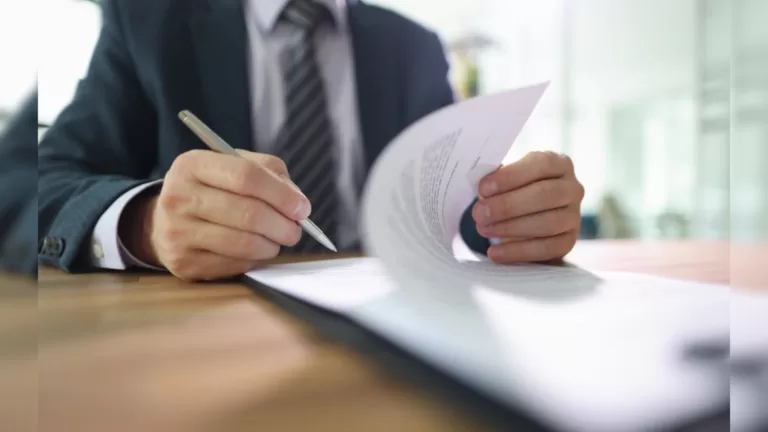 Купля-продажа гаража: как оформить договор и передать право собственности