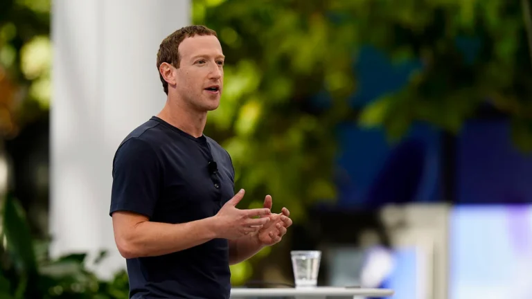 Функциональный дом и секретный комплекс: где живет Марк Цукерберг