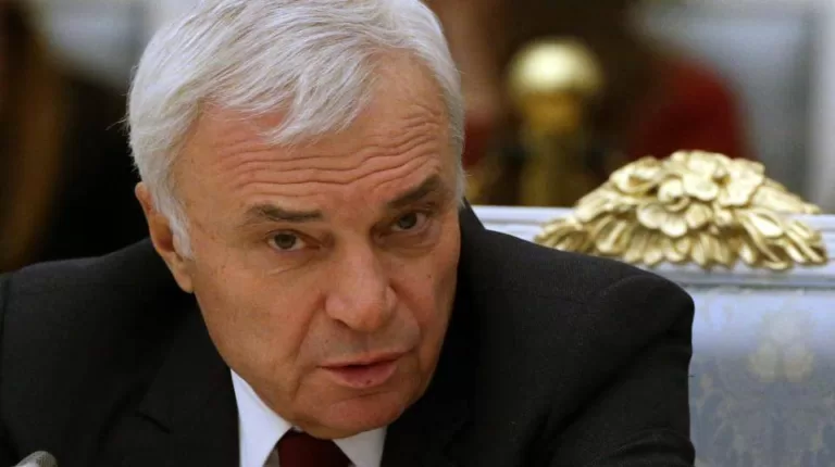 Вилла, где тусовались Rolling Stones: принадлежит ли она российскому бизнесмену Виктору Рашникову?