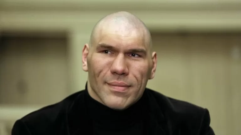 Предместье под Санкт-Петербургом: где живет депутат Николай Валуев