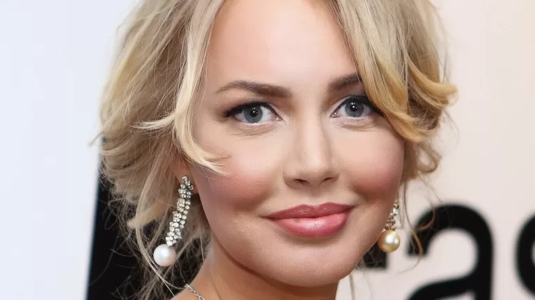 Квартира на Патриках и мебель из Италии: где живёт телеведущая Мария Малиновская