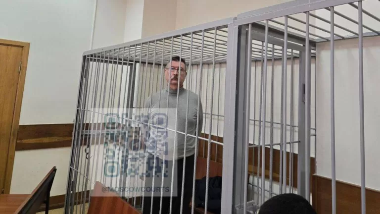 В Москве задержали главу управления Госстройнадзора Минобороны Юрия Кожевникова по делу о взятках