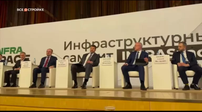 Обеспеченность жильем в России выросла до 29 кв. м на человека — Первый замминистра строительства и ЖКХ РФ Александр Ломакин