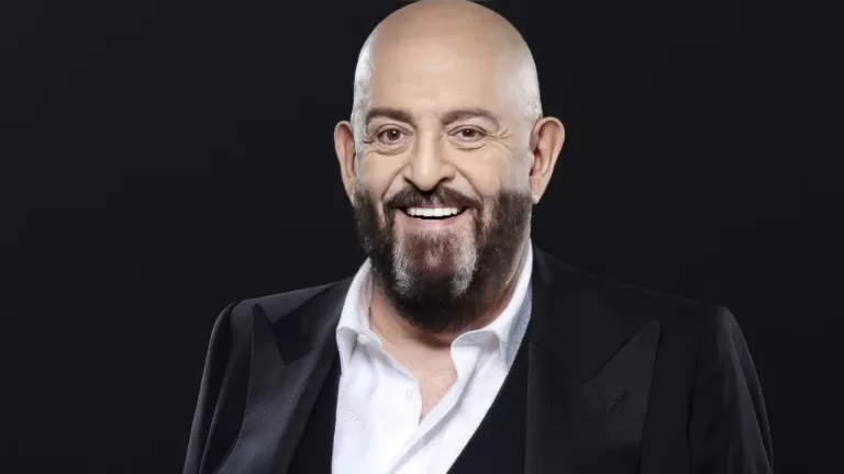 Особняк 800 квадратных метров во Внуково и коттедж для персонала: где живет Михаил Шуфутинский