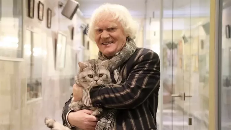 «Кошкин дом» в Троице-Лыково: где живет Юрий Куклачев