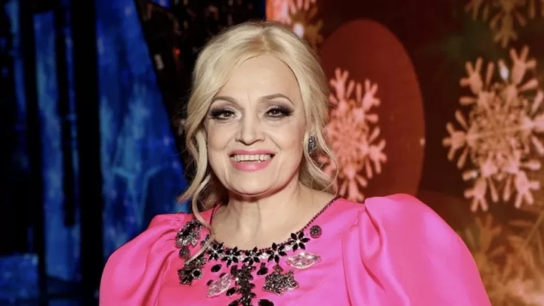 Роскошная четырехкомнатная квартира в Москве: где живет народная певица Надежда Кадышева