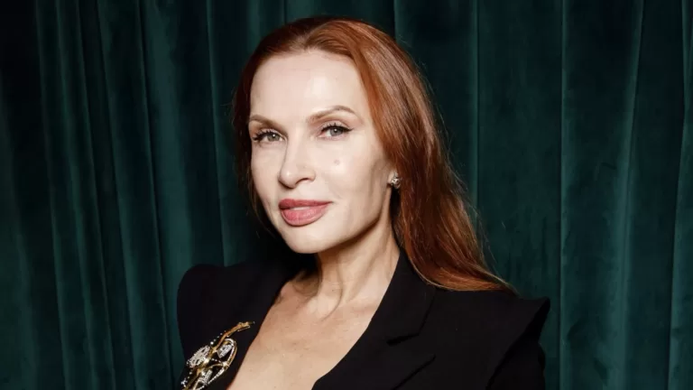 Квартира в ипотеку и дом в Подмосковье: где живёт и чем владеет Эвелина Блёданс