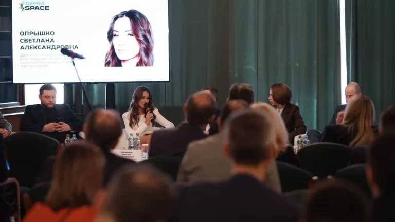 Директор портала Всеостройке.рф Светлана Опрышко рассказала о трендах цифровизации стройотрасли на XVII Инфраструктурном Саммите «Сильная Россия»