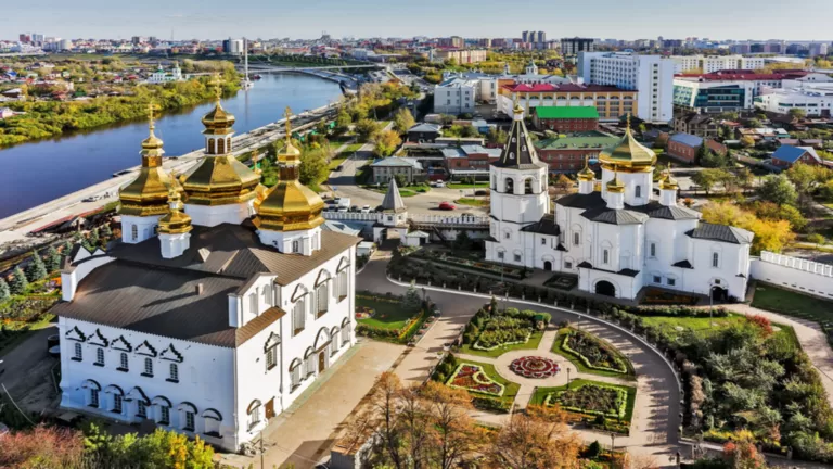 Шедевры архитектуры Тюмени, которые стоит увидеть туристу