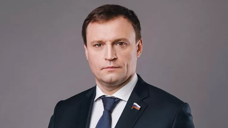 Председатель Комитета Госдумы по строительству и ЖКХ Сергей Пахомов: «Коммерческие недострои торчат по городам, как гнилые зубы»