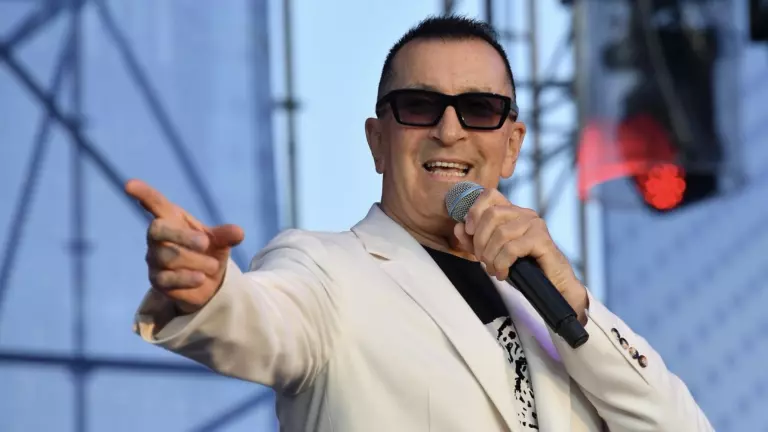 Коттедж в Крёкшино с шатром для шумных праздников: где живет Александр Буйнов