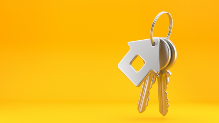 Лучшее время года для продажи квартиры