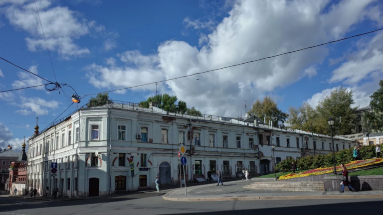 Самое старое жилое здание в Москве: путеводитель по историческому жилью столицы